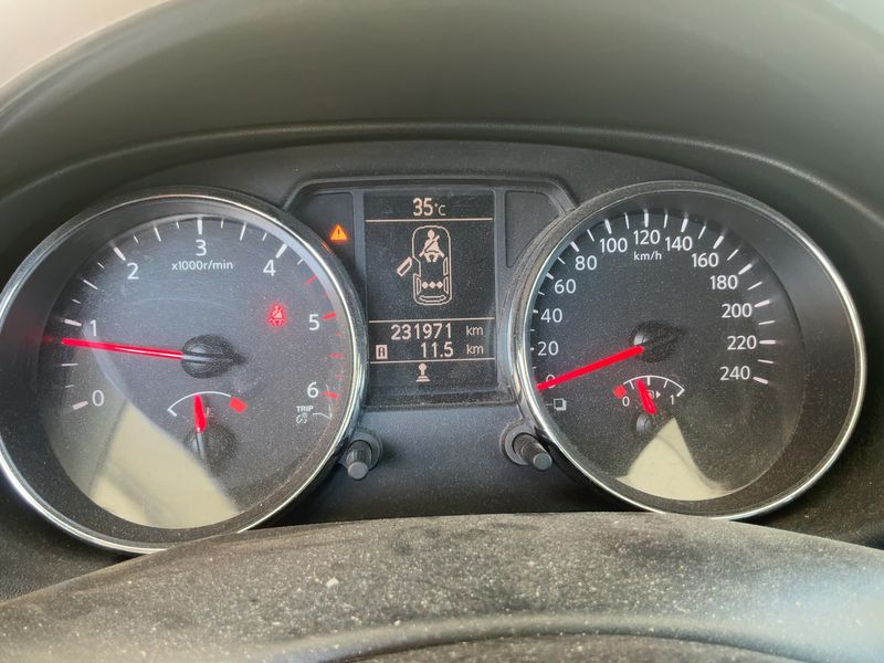 Nissan Qashqai 1.5 Turbodiesel Teckna 2013 – снимка 18
