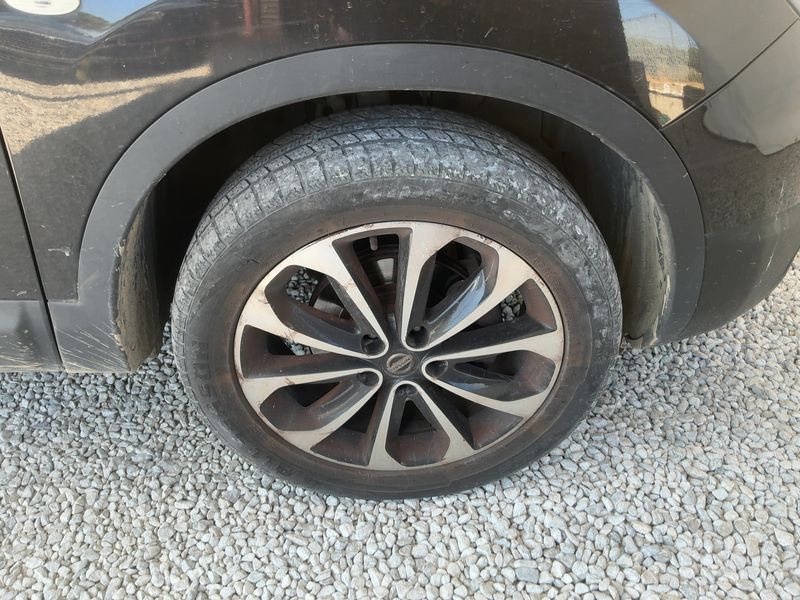 Nissan Qashqai 1.5 Turbodiesel Teckna 2013 – снимка 11