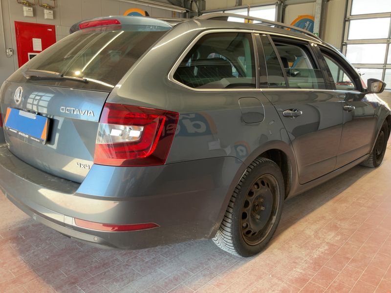 Skoda Octavia 2.0 TDI Style 4x4 2018 – снимка 8