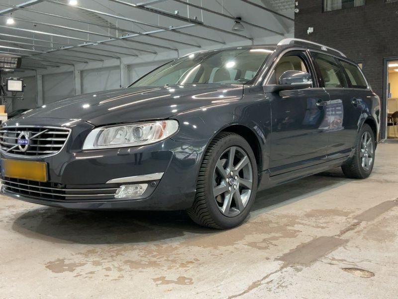 Volvo V70 2.0 D4 Summum 2016 – снимка 2