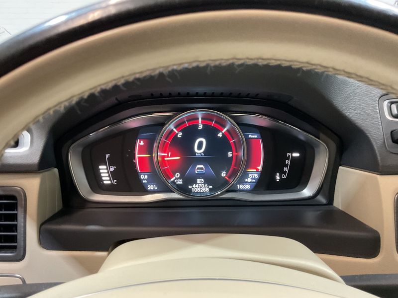 Volvo V70 2.0 D4 Summum 2016 – снимка 18