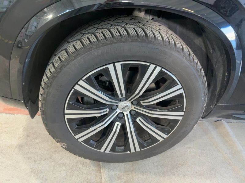 Volvo XC90 2.0 B5 Diesel Mild-Hybrid Inscription AWD 2019 – снимка 3