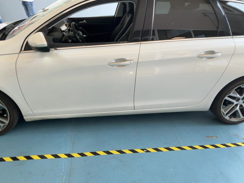 Peugeot 308 2.0 Blue-HDi Allure 2014 – снимка 4