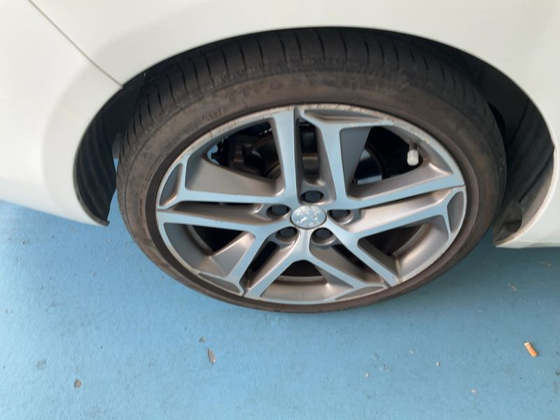 Peugeot 308 2.0 Blue-HDi Allure 2014 – снимка 9
