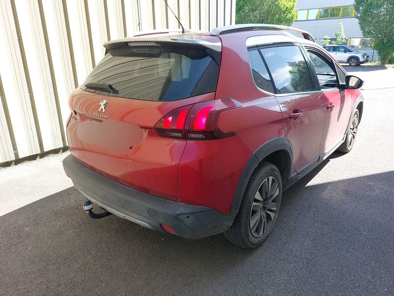 Peugeot 2008 1.2 PureTech Allure 2017 – снимка 5