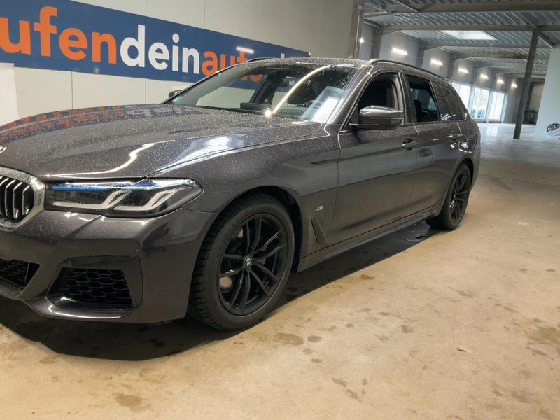 BMW 5er 520d Mild-Hybrid xDrive M Sport 2023 – снимка 2