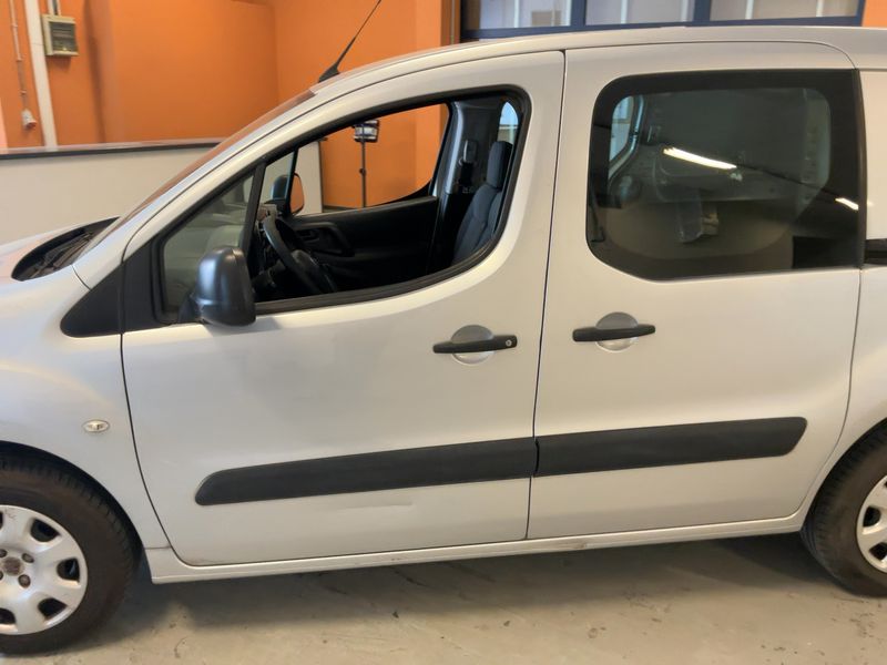 Peugeot Partner 1.6 HDi L2 Komfort 2015 – снимка 4