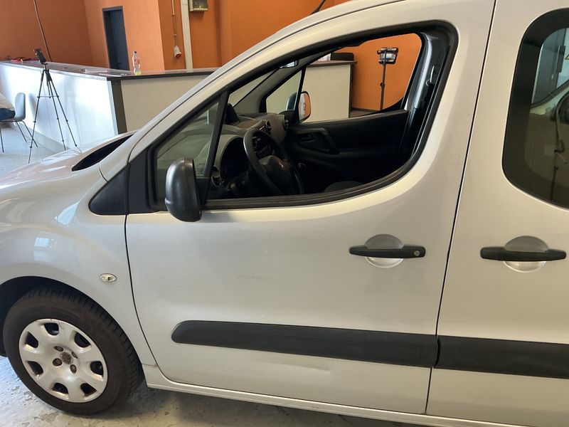 Peugeot Partner 1.6 HDi L2 Komfort 2015 – снимка 34