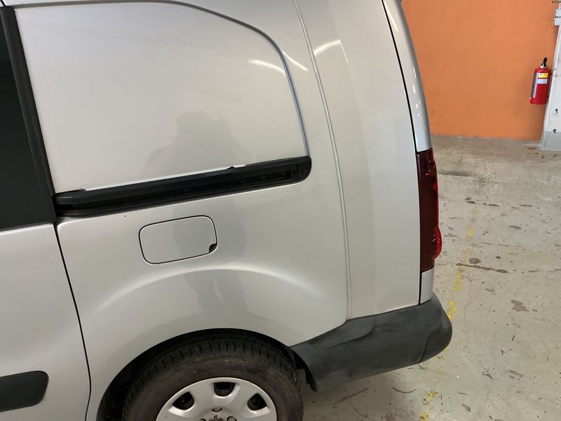 Peugeot Partner 1.6 HDi L2 Komfort 2015 – снимка 38