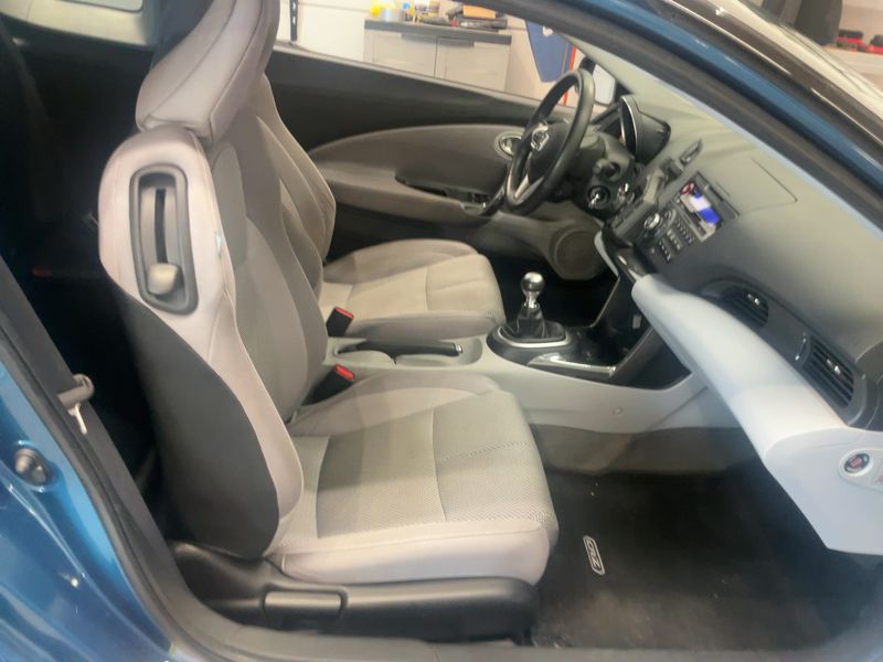 Honda CR-Z 1.5 Hybrid GT 2010 – снимка 16