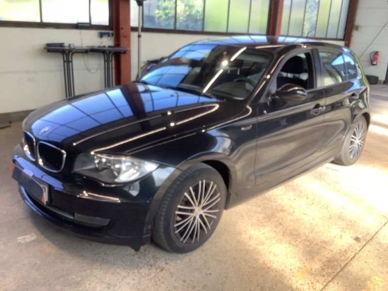 BMW 1er 116i 2007 – снимка 1