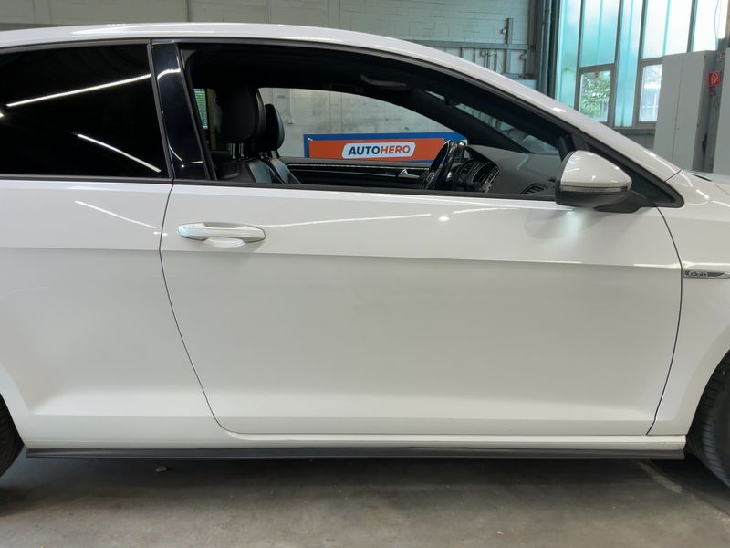 Volkswagen Golf VII 2.0 TDI GTD BlueMotion Tech 2016 – снимка 10