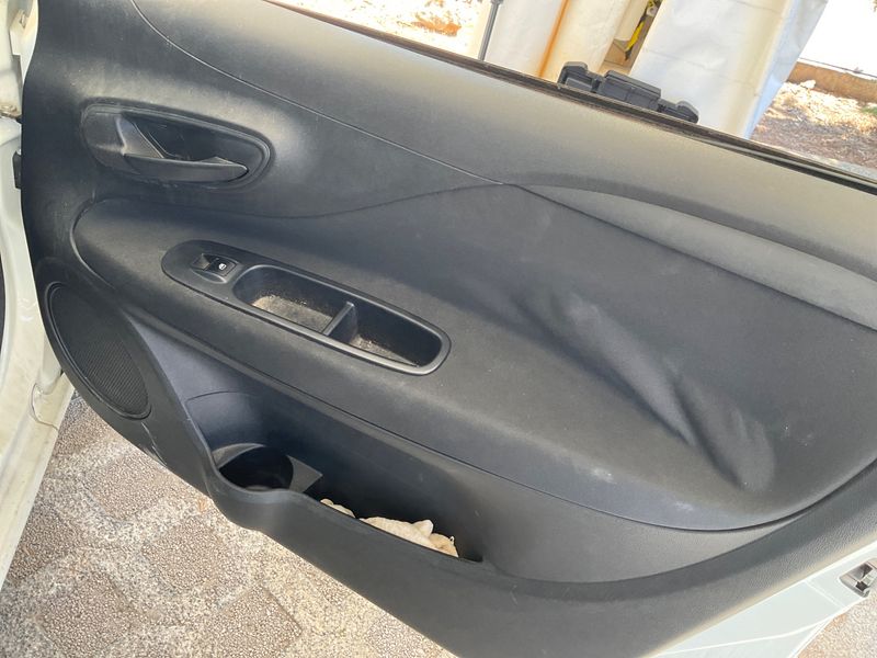Fiat Punto 1.2 Street 2017 – снимка 28