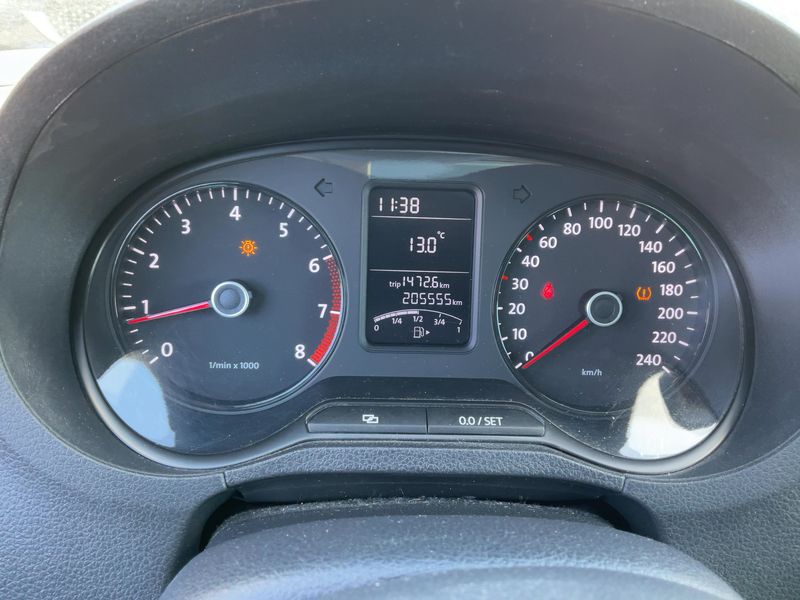 Volkswagen Polo 1.2 TSI Match 2013 – снимка 19