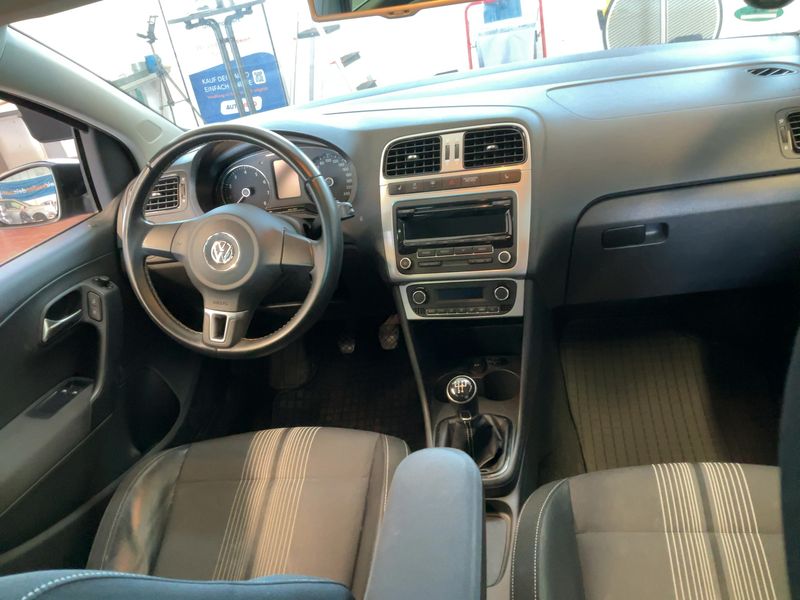 Volkswagen Polo 1.2 TSI Match 2013 – снимка 18