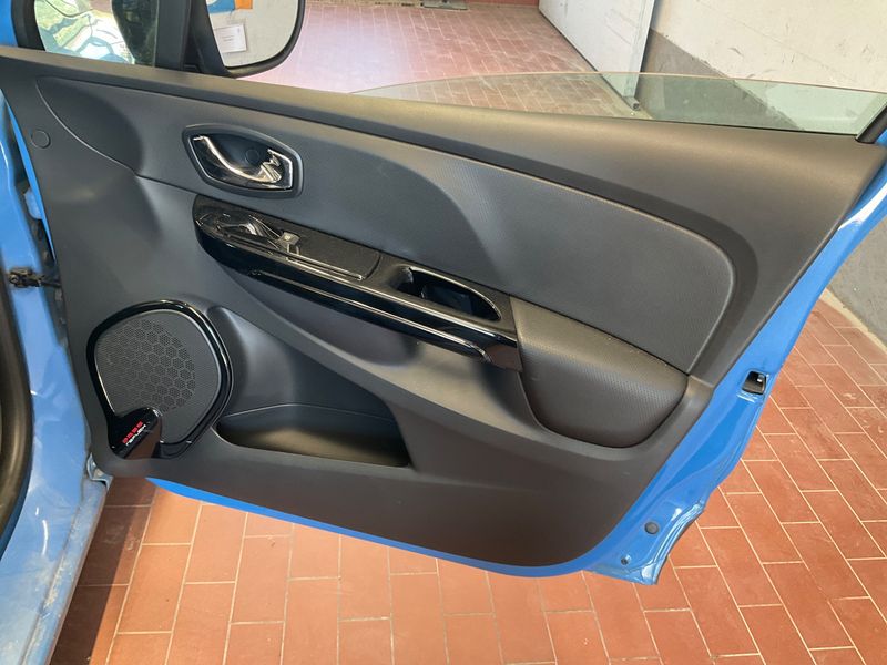 Renault Clio 1.2 Dynamique 2015 – снимка 28