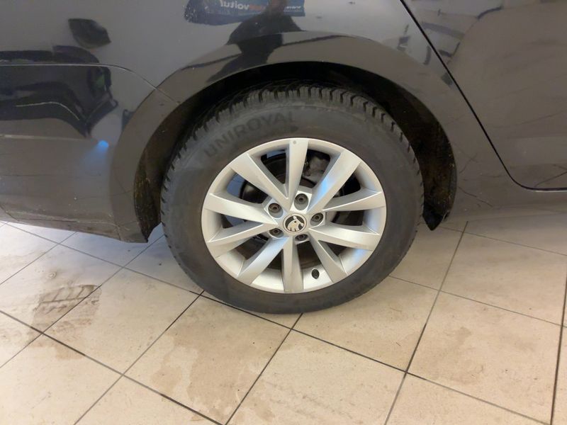 Skoda Octavia 1.6 TDI Ambition 2020 – снимка 9