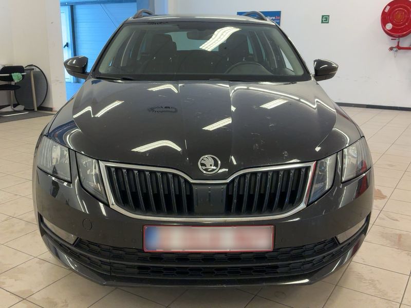 Skoda Octavia 1.6 TDI Ambition 2020 – снимка 14