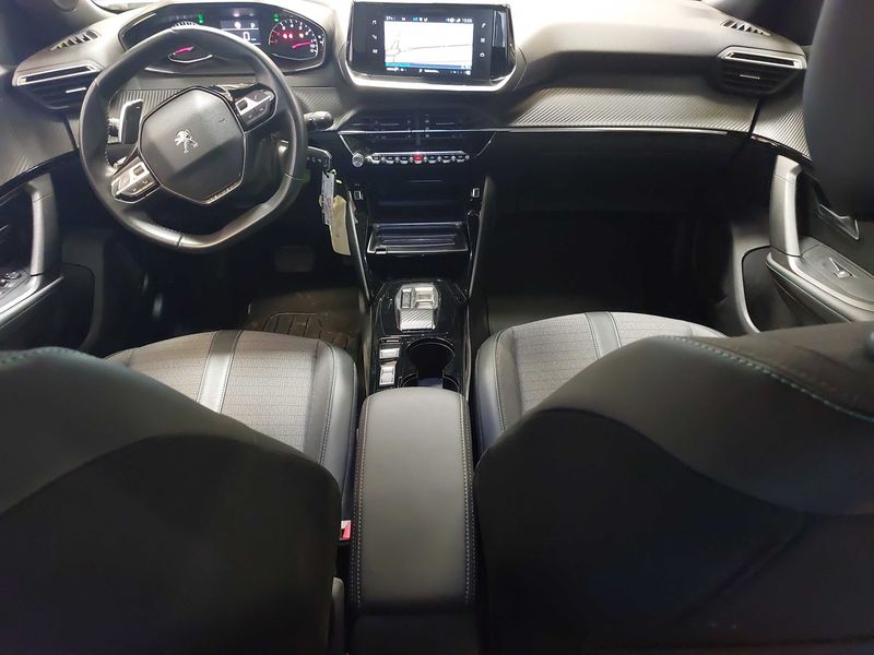 Peugeot 2008 1.5 Blue-HDi Allure 2023 – снимка 11