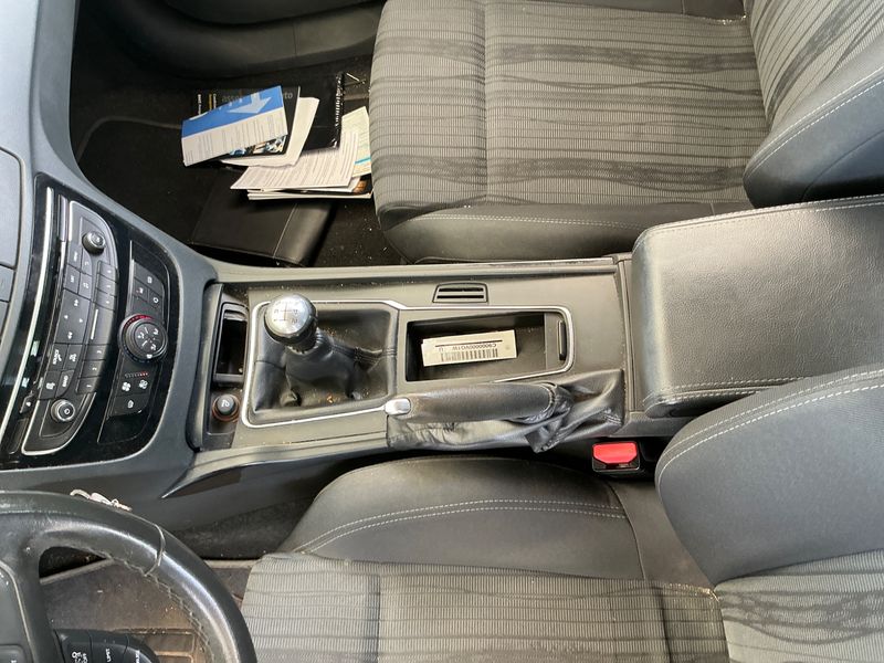 Peugeot 508 1.6 HDi Access 2012 – снимка 36