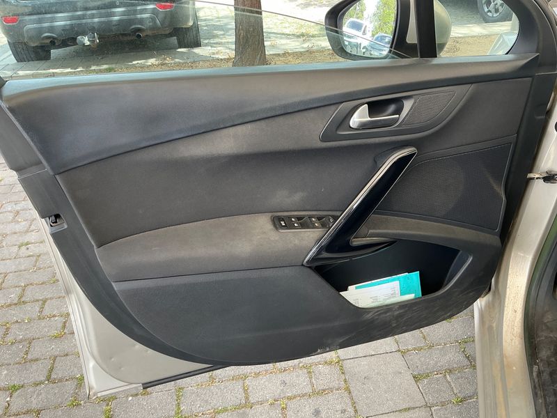 Peugeot 508 1.6 HDi Access 2012 – снимка 37
