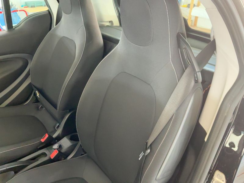 Smart fortwo electric drive 60 kW passion 2019 – снимка 19