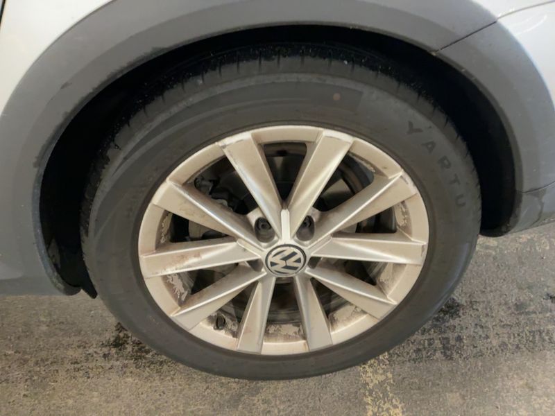 Volkswagen Passat 2.0 TDI 4Motion BlueMotion Tech 2014 – снимка 16