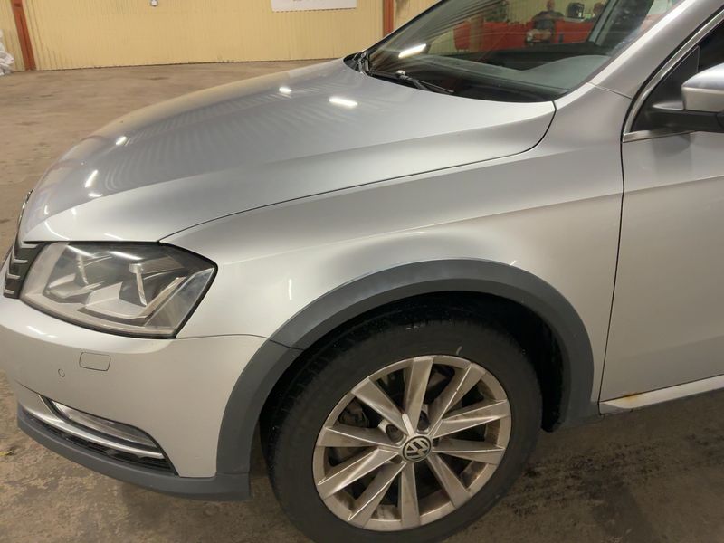 Volkswagen Passat 2.0 TDI 4Motion BlueMotion Tech 2014 – снимка 2