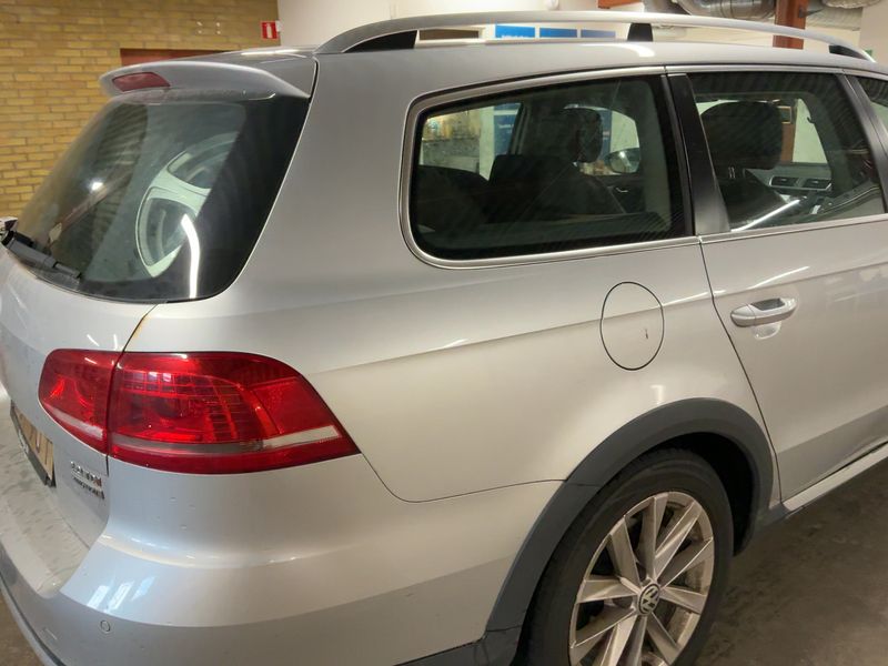 Volkswagen Passat 2.0 TDI 4Motion BlueMotion Tech 2014 – снимка на щета