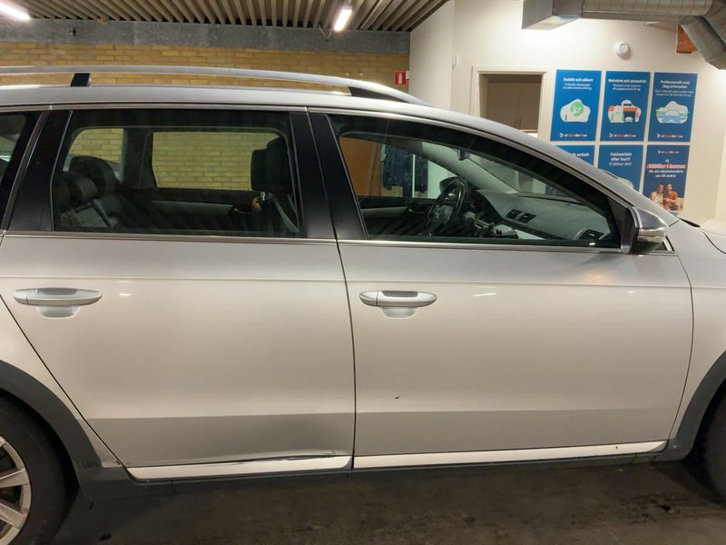 Volkswagen Passat 2.0 TDI 4Motion BlueMotion Tech 2014 – снимка на щета