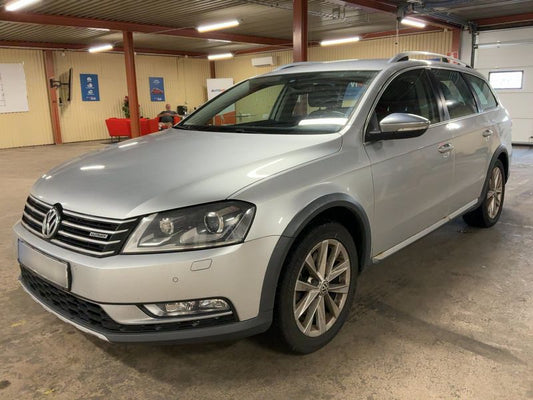 Volkswagen Passat 2.0 TDI 4Motion BlueMotion Tech 2014 – снимка 1
