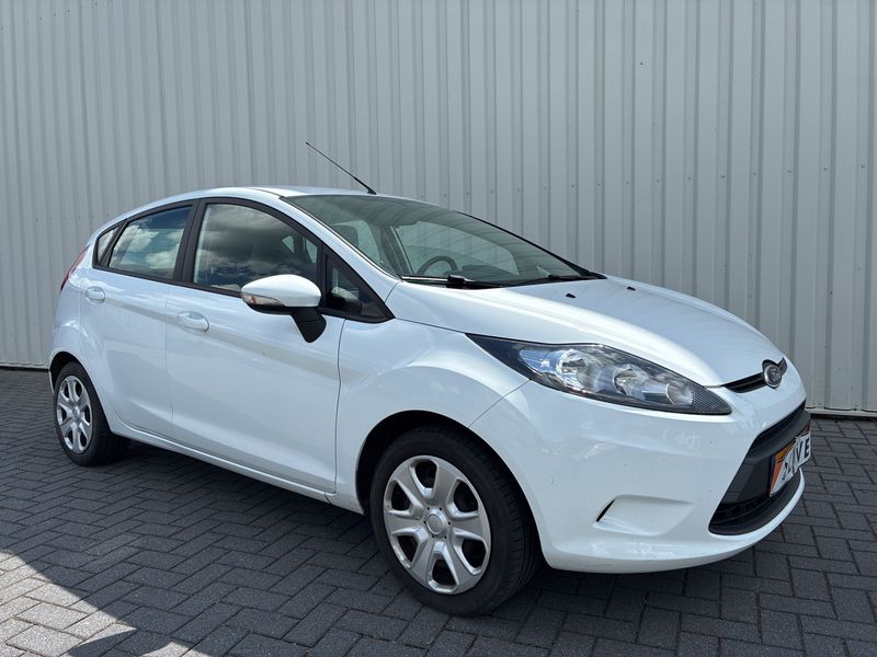 Ford Fiesta 1.25 Trend 2011 – снимка 6