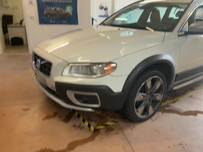 Volvo XC70 2.4 D5 Summum AWD 2012 – снимка 2