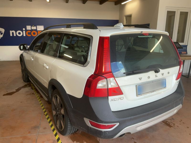 Volvo XC70 2.4 D5 Summum AWD 2012 – снимка 6