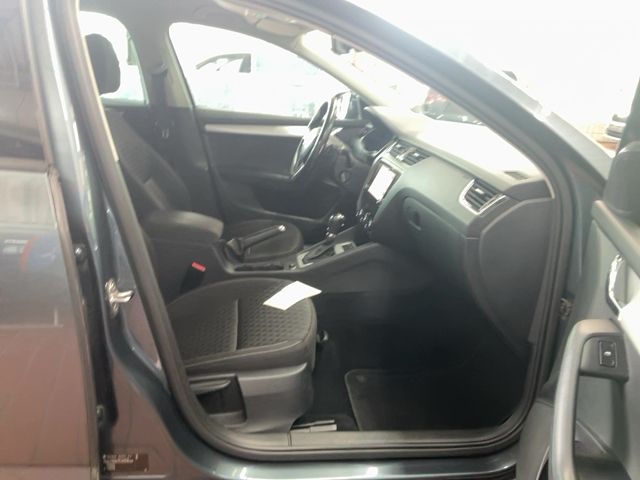 Skoda Octavia 2.0 TDI Drive 2017 – снимка 17