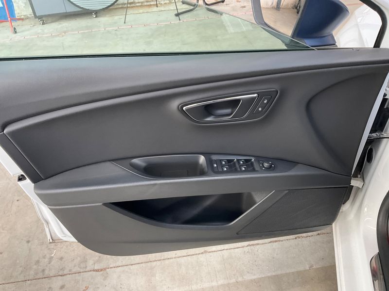 Seat Leon 1.2 TSI Connect 2016 – снимка 30