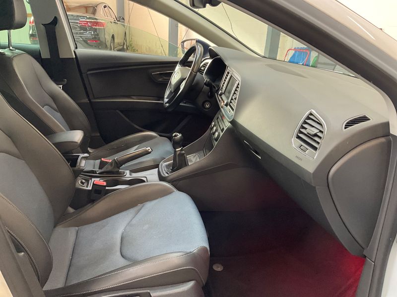 Seat Leon 1.2 TSI Connect 2016 – снимка 16