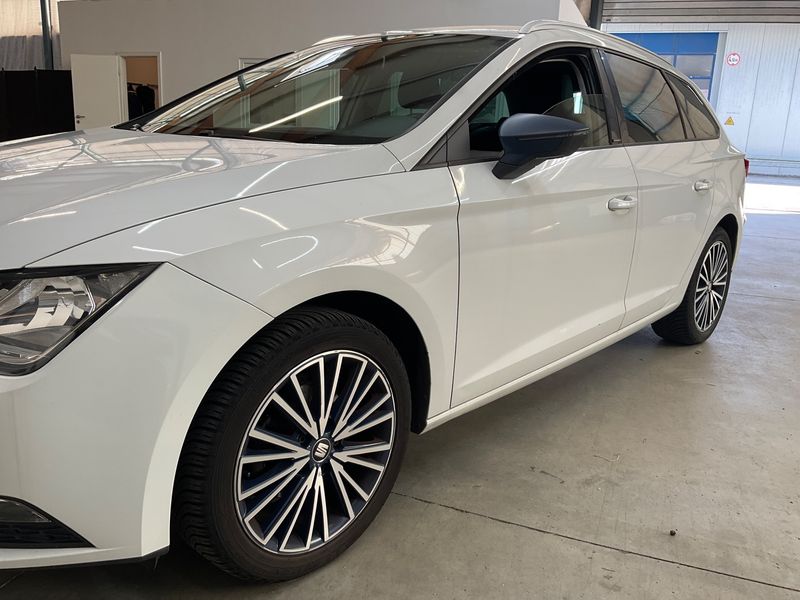 Seat Leon 1.2 TSI Connect 2016 – снимка 2