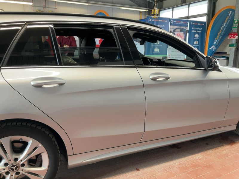 Mercedes-Benz C-Klasse C 180 T AMG Line 2021 – снимка 10