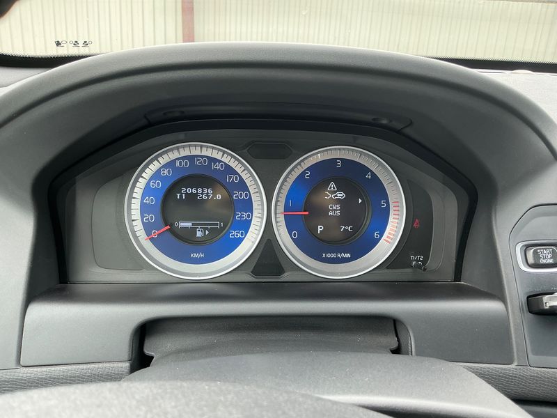 Volvo XC60 2.4 D5 Kinetic AWD 2013 – снимка 19