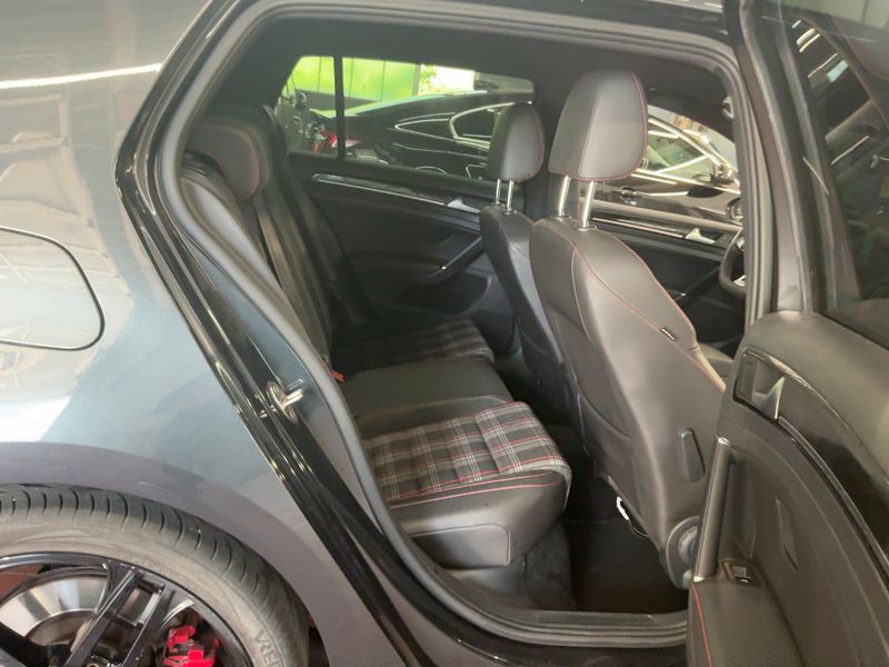 Volkswagen Golf VII 2.0 TFSI GTI "Performance" BlueMotion Tech 2016 – снимка 19
