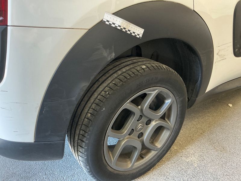 Citroen C4 Cactus 1.6 Blue-HDi Feel Business Société 2017 – снимка 24