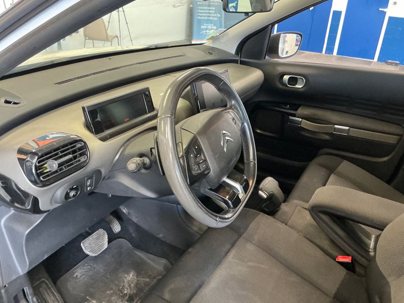Citroen C4 Cactus 1.6 Blue-HDi Feel Business Société 2017 – снимка 33