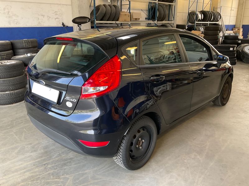 Ford Fiesta 1.25 Trend 2011 – снимка 2