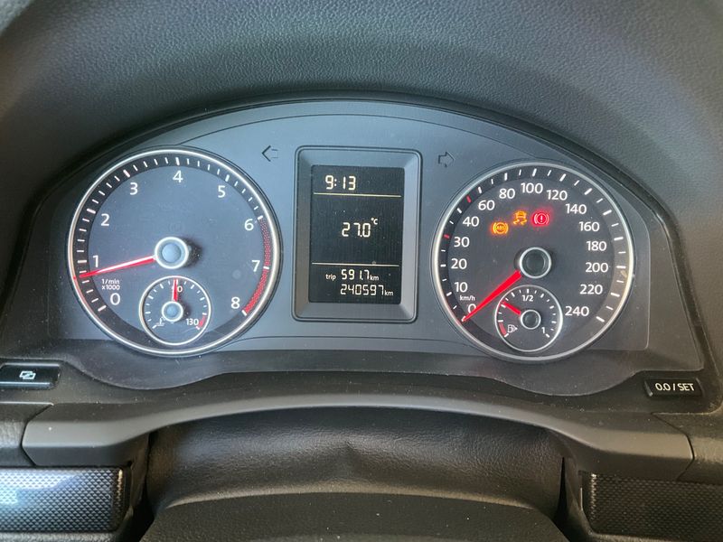 Volkswagen Jetta 1.4 TSI Comfortline 2009 – снимка 4