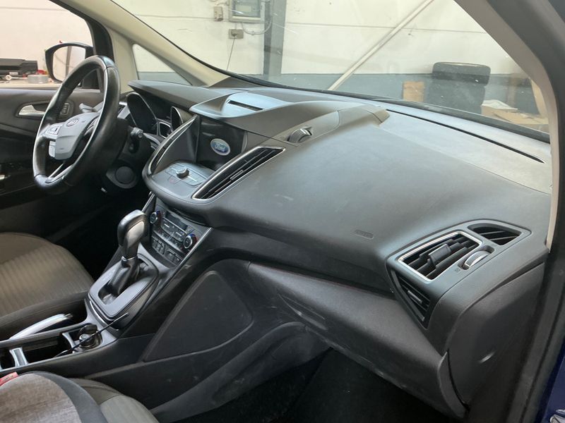 Ford Grand C-Max 1.5 TDCi Titanium 2017 – снимка 24