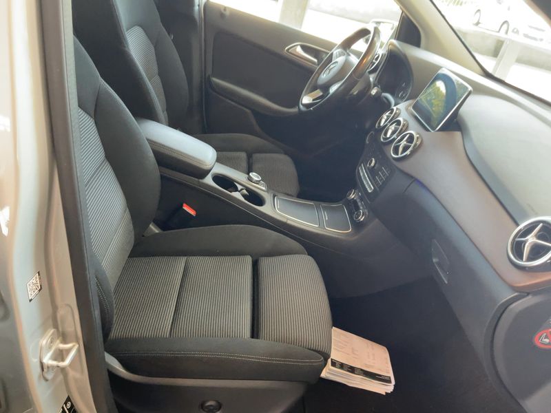 Mercedes-Benz B-Klasse B 250 Style 2015 – снимка 16