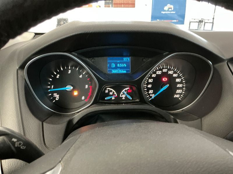 Ford Focus 1.6 TDCi 2013 – снимка 4