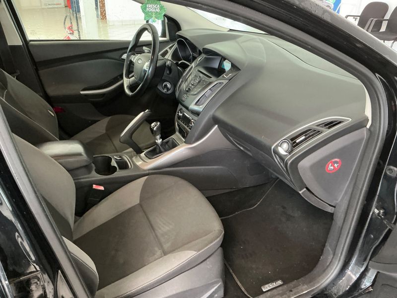 Ford Focus 1.6 TDCi 2013 – снимка 3