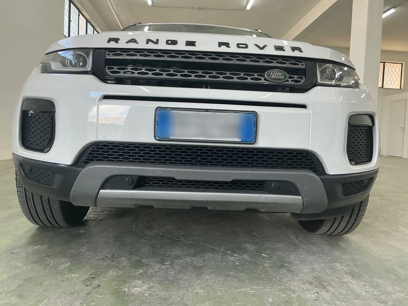Land Rover Evoque 2.0 Td4 SE 2018 – снимка 35